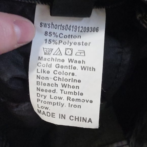 SHEIN Black Distressed High-Rise Denim Shorts - Picture 3 of 3